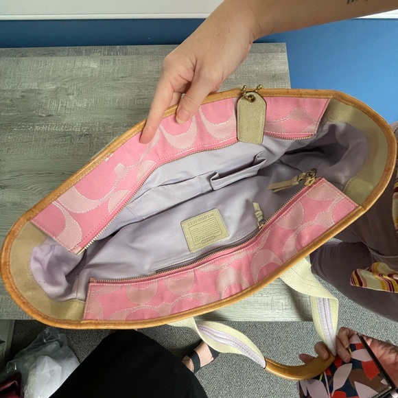 Good Used Condition. Coach classic canvas tote. - Picture 4 of 4